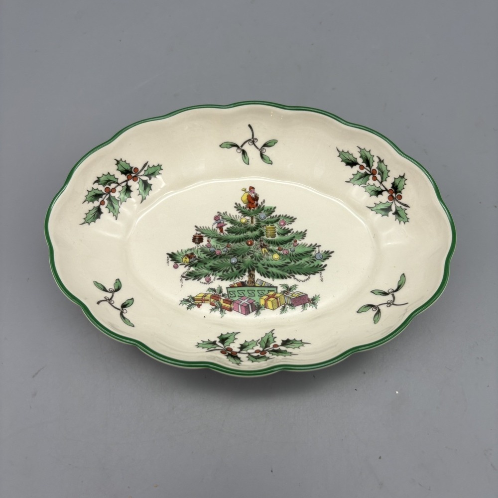 Spode Christmas Tree Small Oval Fluted Dish 5.5"